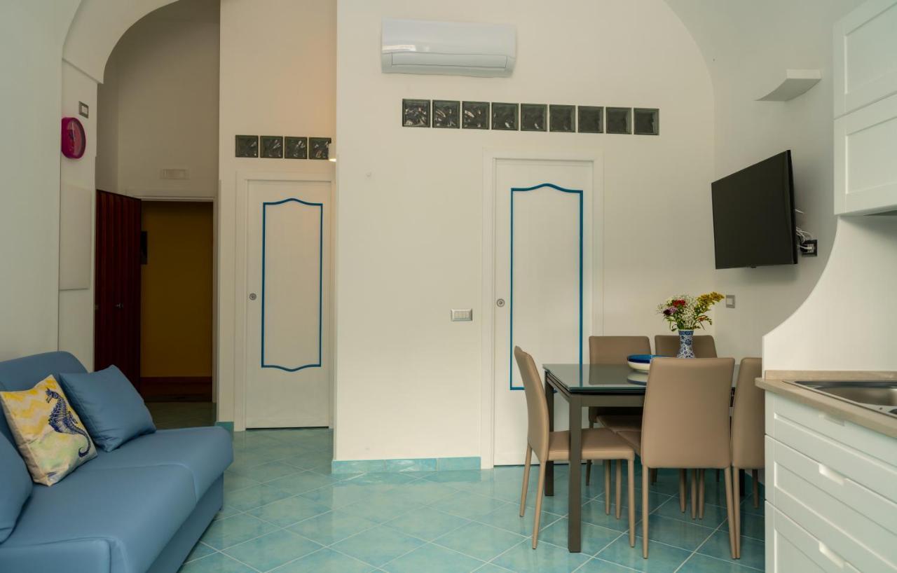 Grecale - Amazing Apartment With Patio And Sea View Maiori Exterior foto